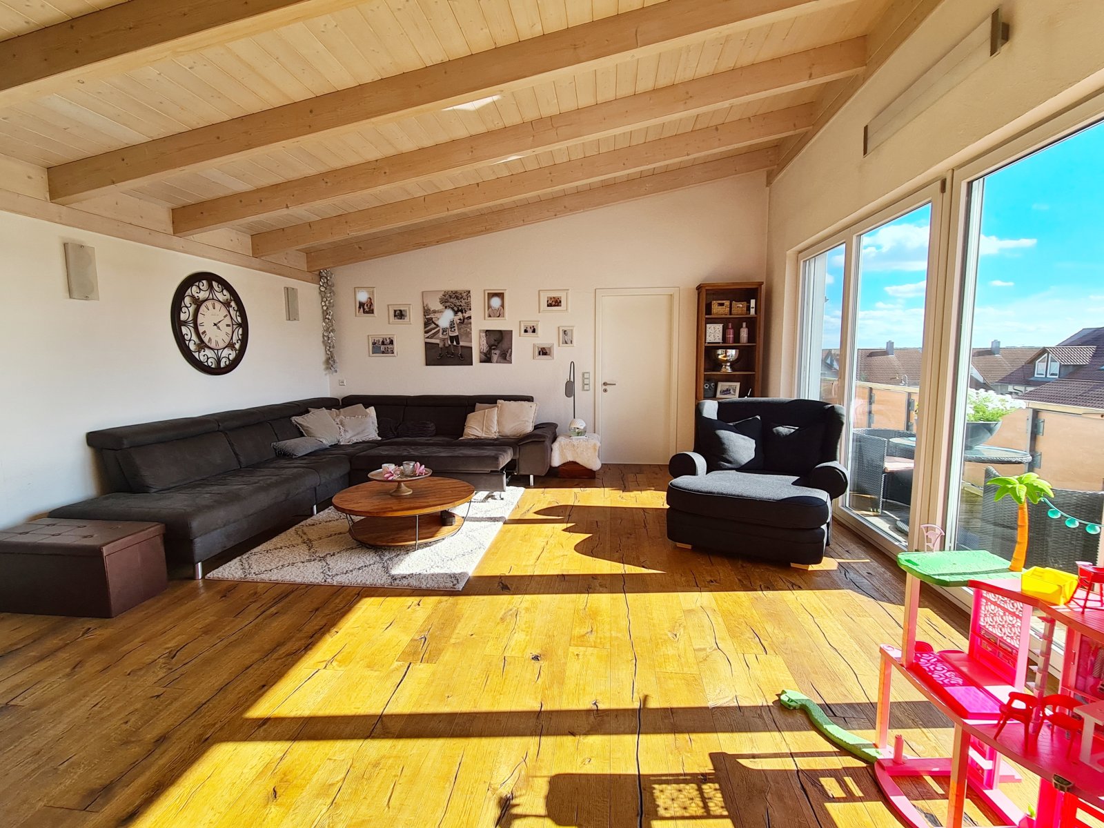 **Platzwunder für Wohnen und Arbeiten!**