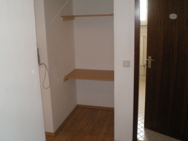 Charmante 2-Zimmer-Terrassenwohnung mit großer Dachterrasse