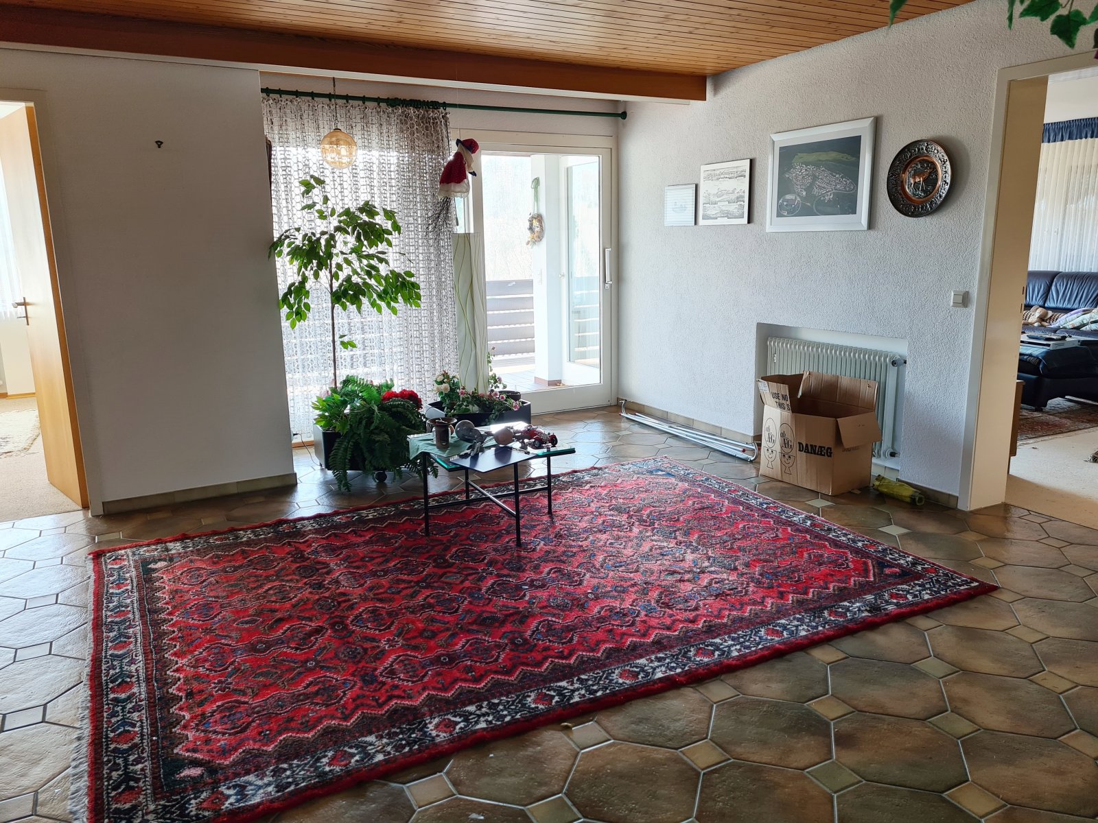 **Top gepflegtes Einfamilienhaus in traumhafter Hanglage!**