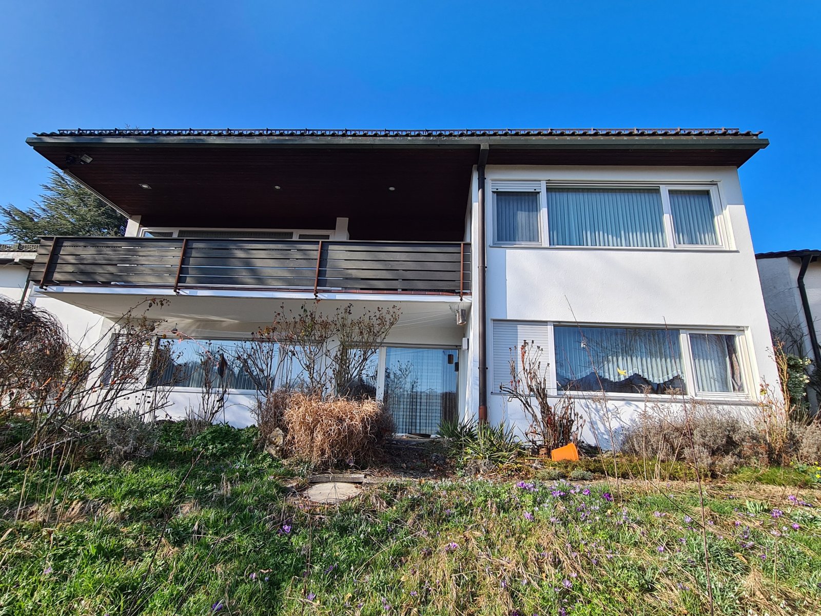 **Top gepflegtes Einfamilienhaus in traumhafter Hanglage!**