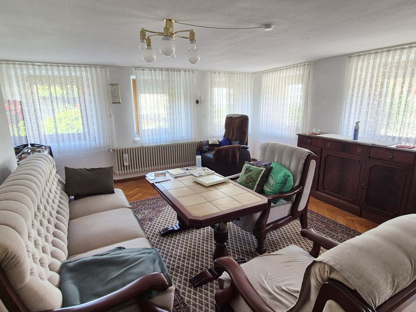 Wohnhaus mit reichlich Platz und Potenzial