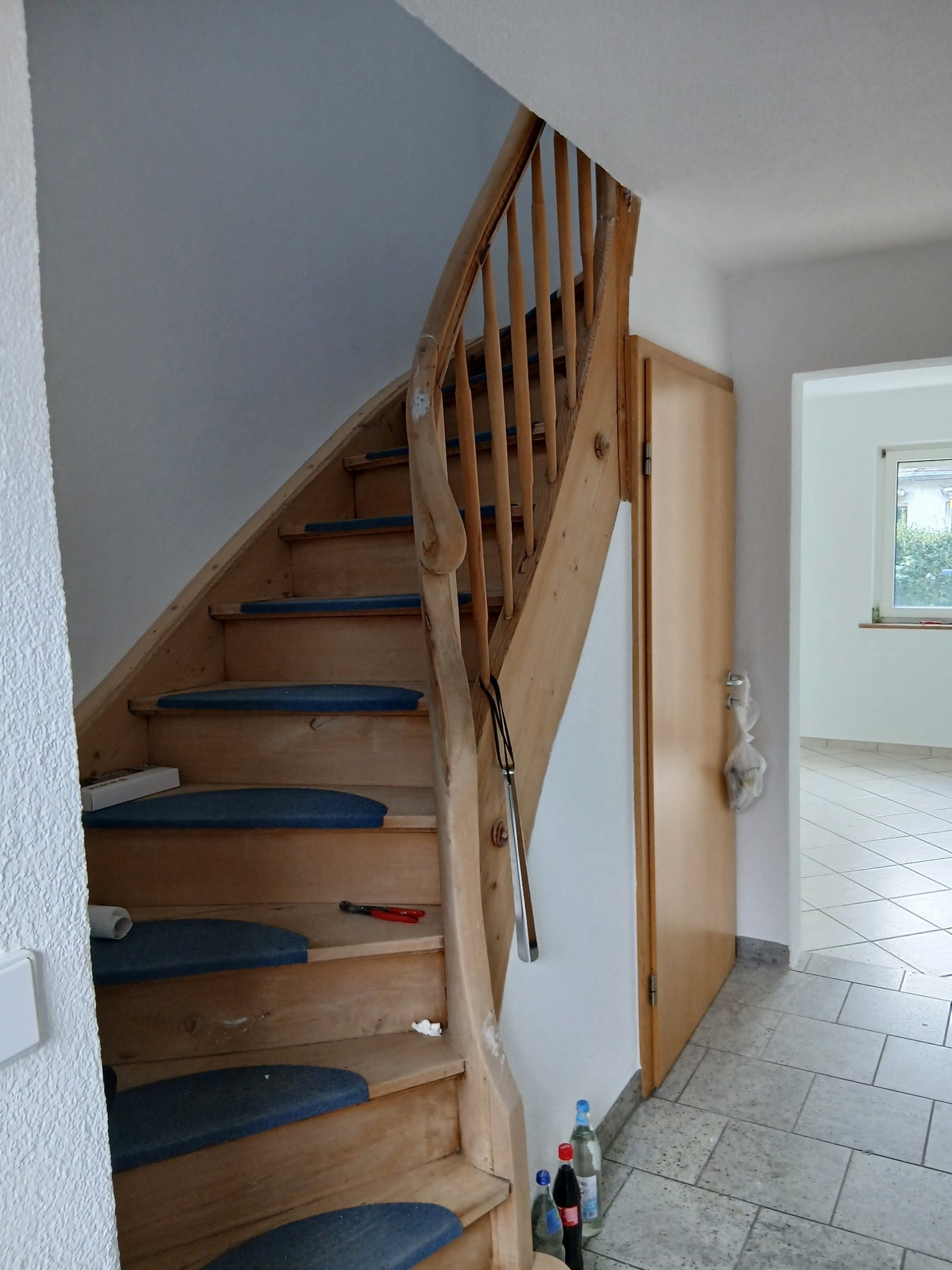 Renovierte Doppelhaushälfte mit Garten und Garage
