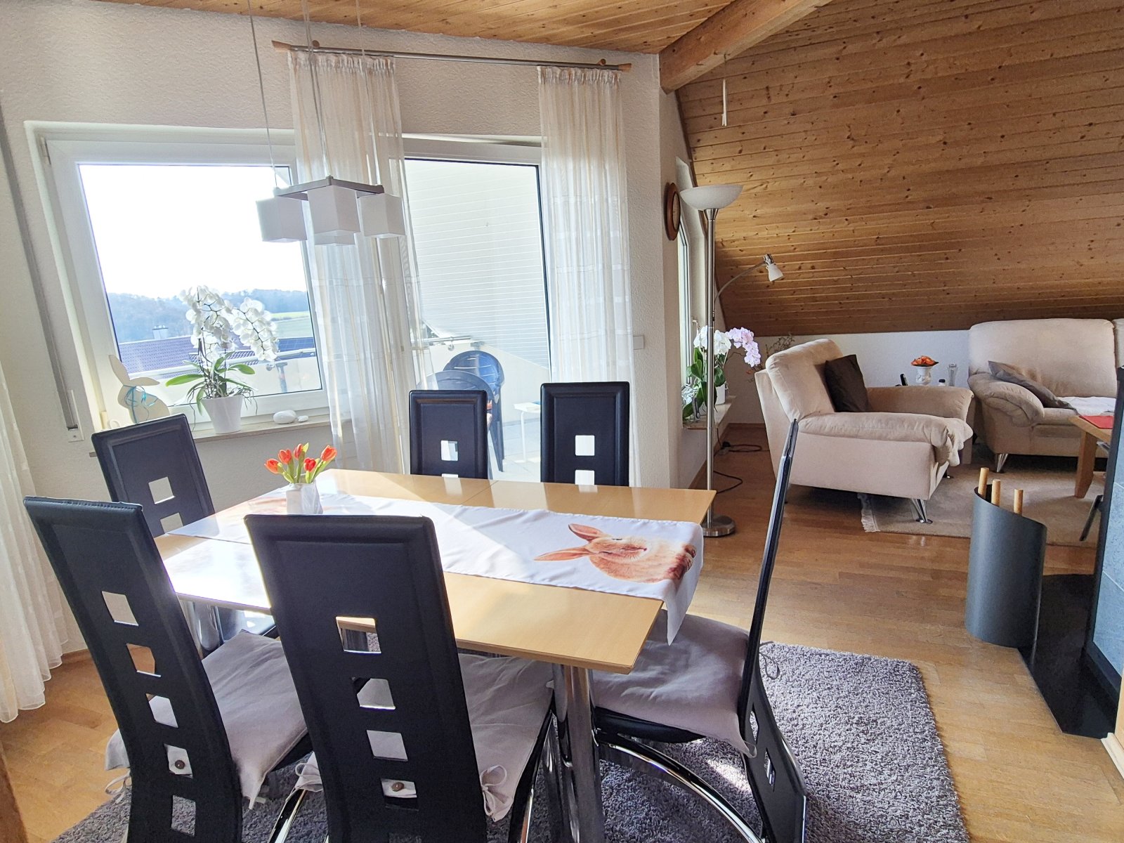 Wohnung DG - Wohn- und Essbereich