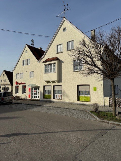 Straßenansicht Straßenansicht