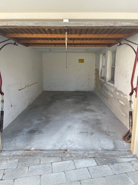 Garage Garage