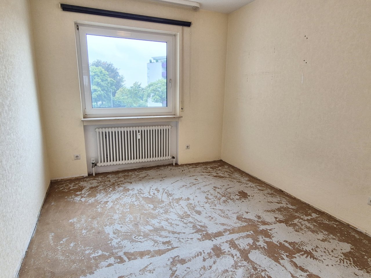 Kinderzimmer, Teppichboden entfernt