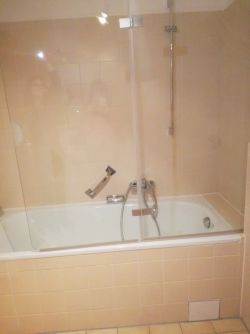 Bad mit Wanne