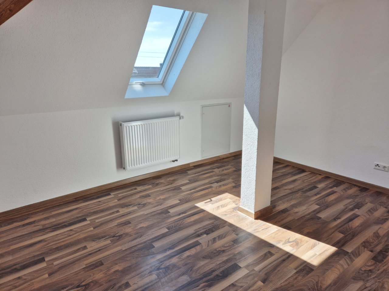 Wohnung DG re.: Schlafzimmer