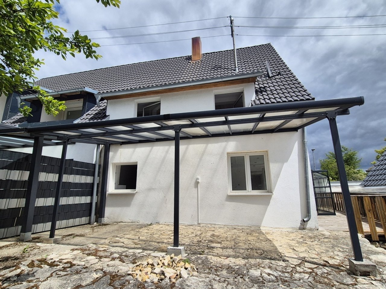 Westterrasse mit Pergola